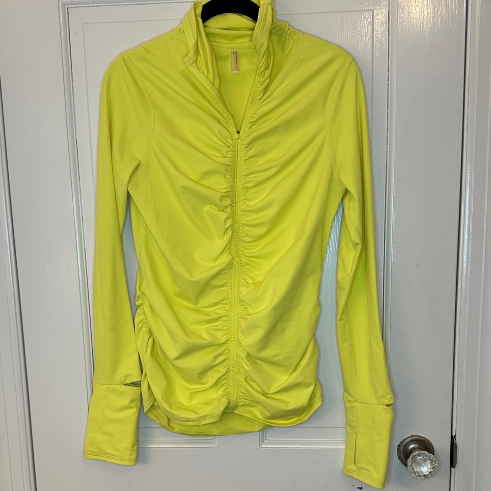 Free People Movement Highlighter Yellow Long Sleeve Ruched‎ Zip Top size M EUC